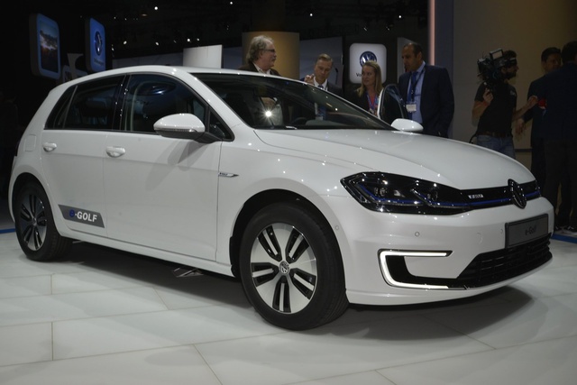 Volkswagen E-Golf'ün Menzili Arttı