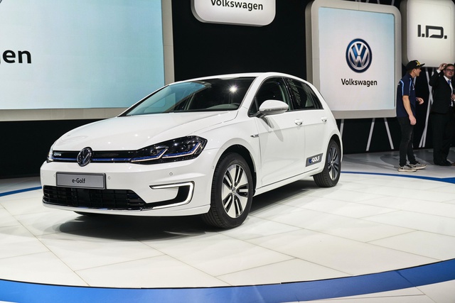 Volkswagen E-Golf'ün Menzili Arttı