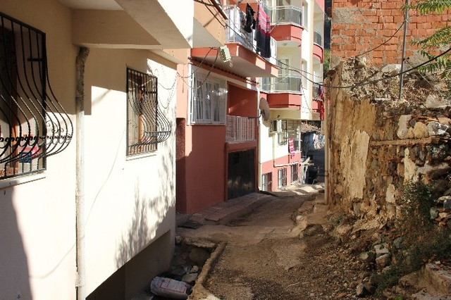 Kentsel Dönüşüm ve İnşaatlar Sokağı Yaşanmaz Hale Getirdi