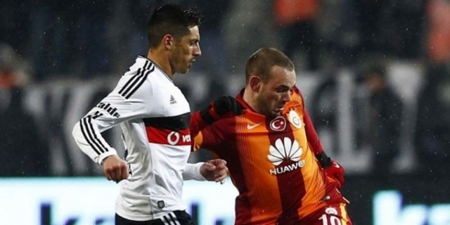 Jose Sosa - Wesley Sneijder Takası Gündeme Geldi