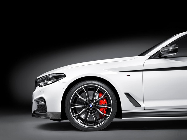 Bmw 5 Serisine M Performans Dokunuşu