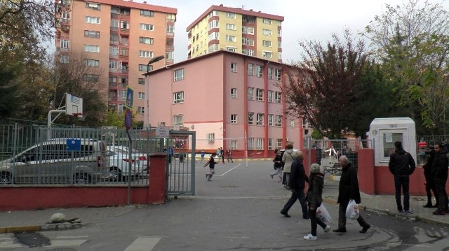 Taciz İddialarına Karşı Veliler Ayaklandı