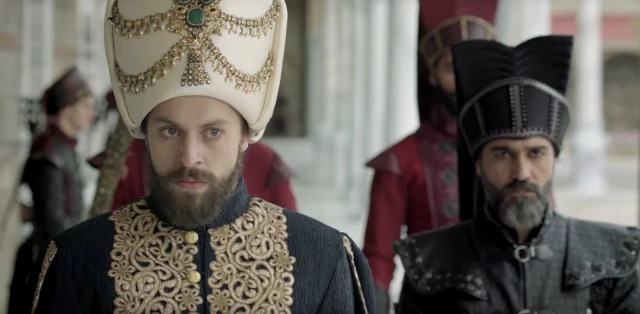 Muhteşem Yüzyıl: Kösem 33. Bölüm Fragmanında Sultan Murad'a Aşağılama