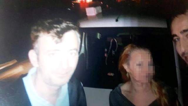 Tecavüz Davasının Sanıkları, Mağdurla Çekildikleri Fotoğrafla Tahliye Oldu