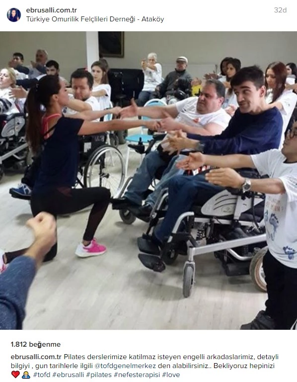 Ebru Şallı Engellilere Gönüllü Pilates Dersi Verdi