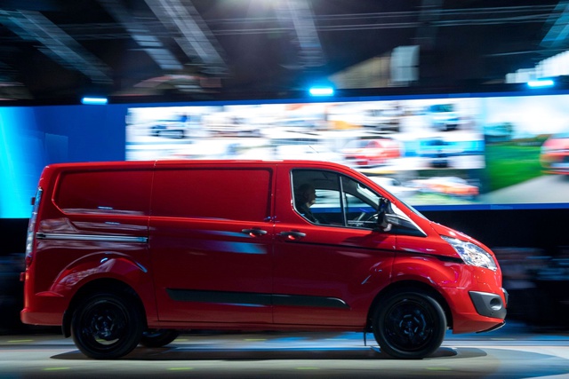Ford Transit Custom Artık Daha Ateşli