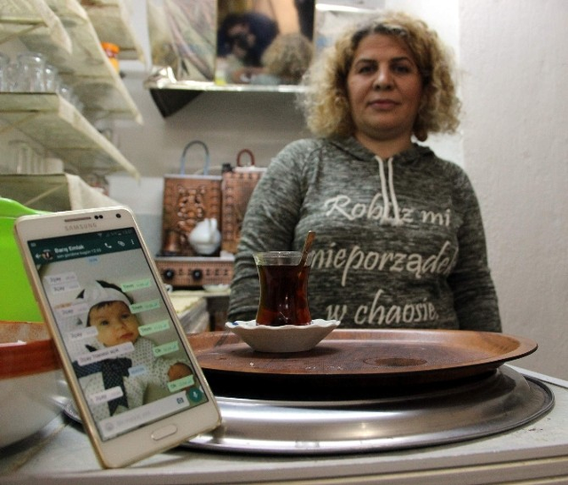 Kadın İşletmeci 'Whatsapp Çay İsteme Hattı' Kurdu