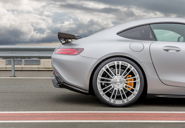 Luethen Motorsport Yorumuyla Mercedes-Amg Gt