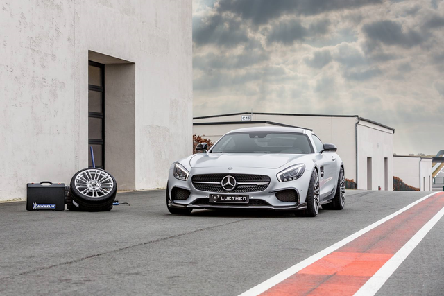 Luethen Motorsport Yorumuyla Mercedes-Amg Gt