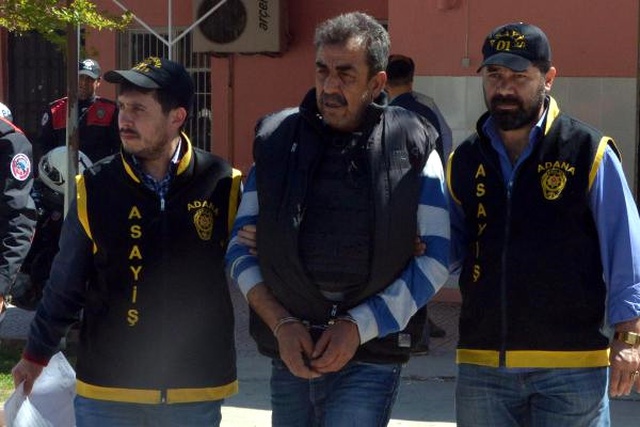 Adana'da Komşularını Öldüren Sanığa Ömür Boyu Hapis Cezası Verildi