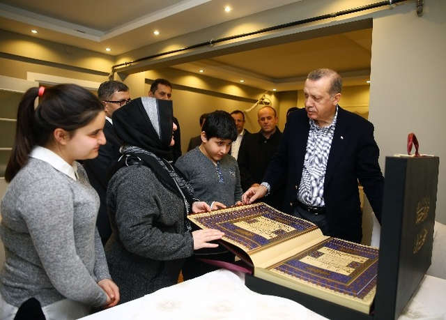 Cumhurbaşkanı Erdoğan'dan 15 Temmuz Şehitlerinin Ailelerine Ziyaret