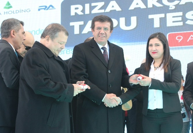 Patron, Çalışanlarına Ayda 500 Liraya 40 Bin Liralık Konut Yaptırdı