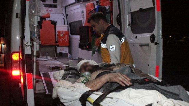 Halep'te Yaralanan Siviller Türkiye'de Tedavi Altına Alınıyor