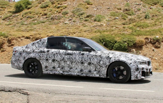 Yeni Bmw M5'te Çekiş Modu Seçilebilecek