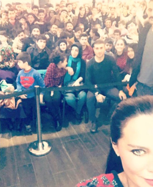 Ebru Şallı Van'ı Ziyaret Etti, Sultanlar Gibi Karşılandı