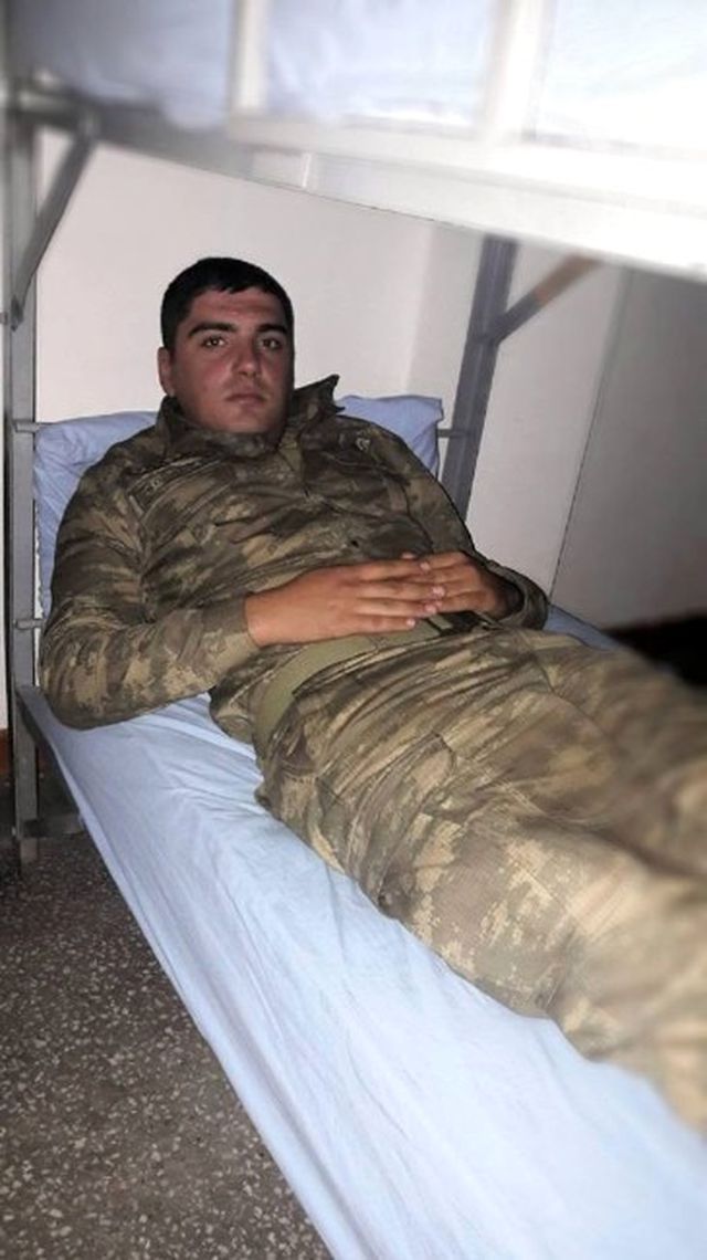 Rize'de 10 Binlerce Kişi Şehidini Uğurladı