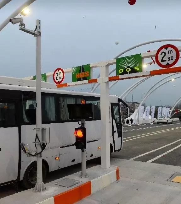 Asrın Projesi Avrasya Tüneli'nde İlk Kazayı Polis Otobüsü Yaptı!