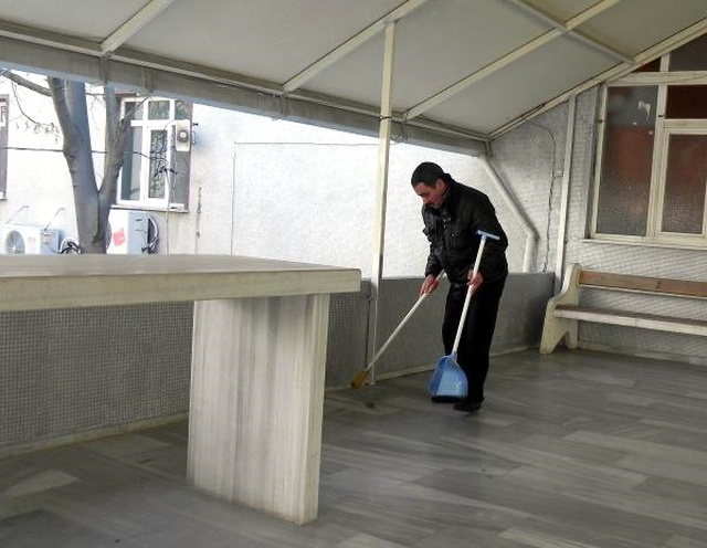 Arkadaşının Borcuna Kefil Oldu, Hakim ile Tartışınca 2'nci Cezayı Aldı