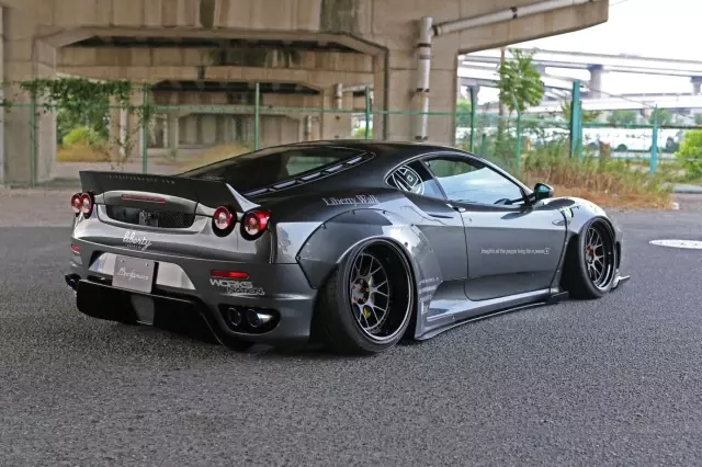 Ferrari F430'a Liberty Walk İmzası