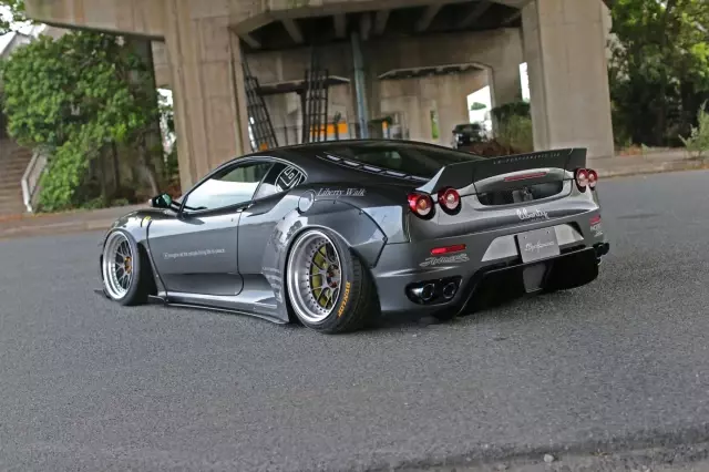 Ferrari F430'a Liberty Walk İmzası