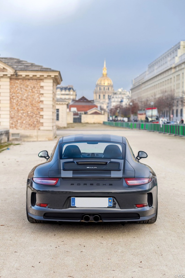 Porsche 911 R'a Şanslı Sahibini Arıyor