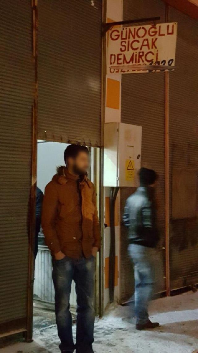 Demirci Atölyesine Kumar Baskını