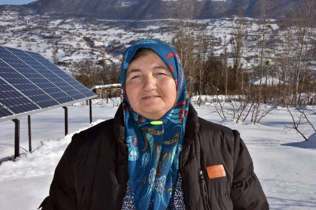 Almanya'da Gördü Çok Etkilendi, Köye Güneş Enerji Santrali Kurdu