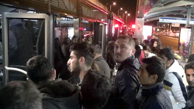 Yaz Saati Uygulamasına Karşı 110 Bin İmza Toplandı