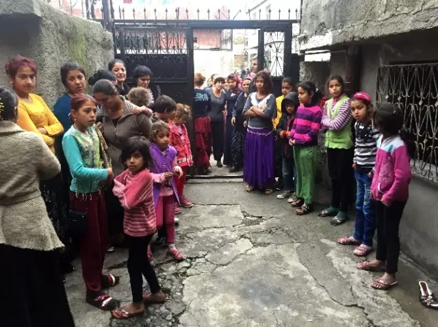 Torununu Kurtarmak İsteyen Kadın Kurşunların Hedefi Oldu