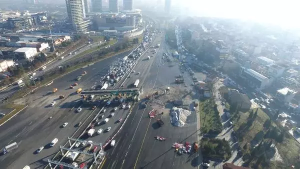 Trafiğin Kilitlendiği Mahmutbey Gişeleri İçin Kritik Gün Pazartesi