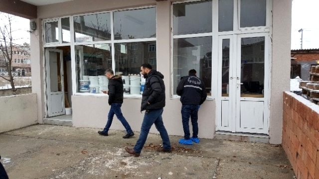 Tekirdağ'da Dükkan Sahibini Öldürüp Arabasını Alıp Kaçtılar!