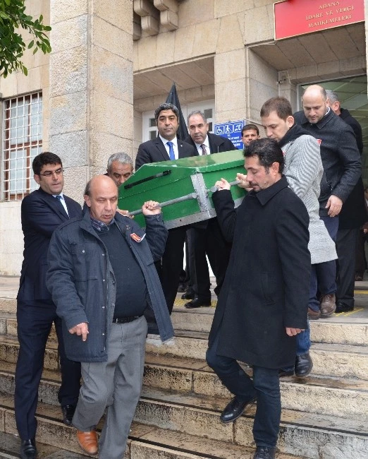 Hastanede Yanlış Naaş Verilen Aile Cenaze Töreni Düzenledi