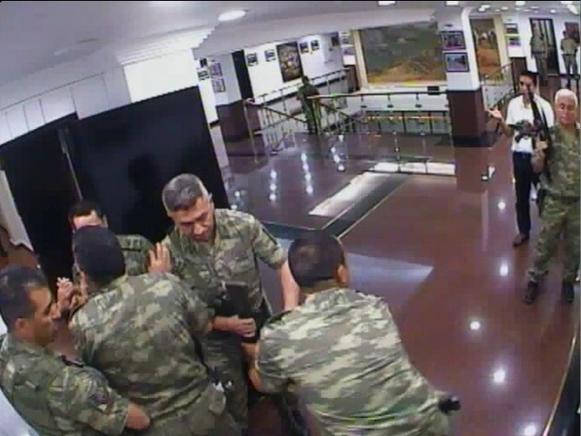Darbe Girişiminde 2. Ordu Karargahında Yaşananların Görüntüsü Ortaya Çıktı