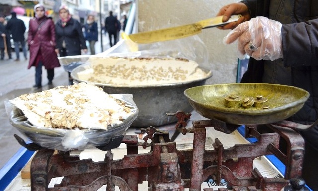 Ordu'nun Cevizli Helvasını Yiyen Üşümüyor
