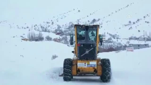 Hasta Çocuk Belediye Ekiplerince Hastaneye Ulaştırıldı