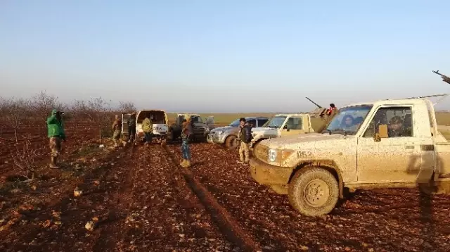 Mehmetçiğin Kaahramanca Çarpıştığı El Bab'dan Dikkat Çeken Fotoğraflar