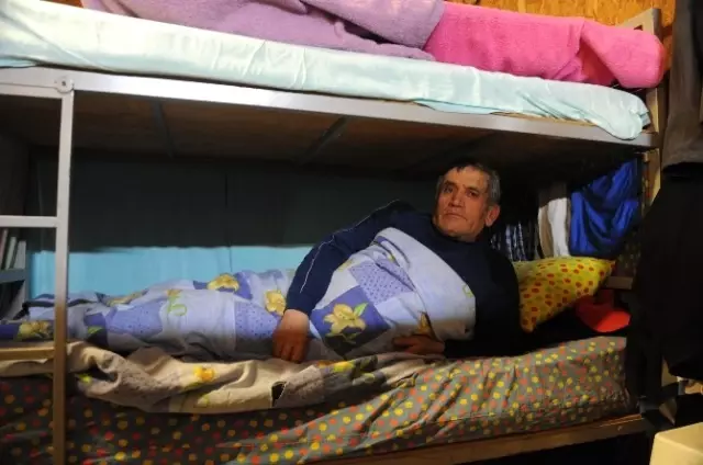 Bursa'daki Barınma Evi Sakinlerinin Kimi Ressam, Kimi İş Adamı