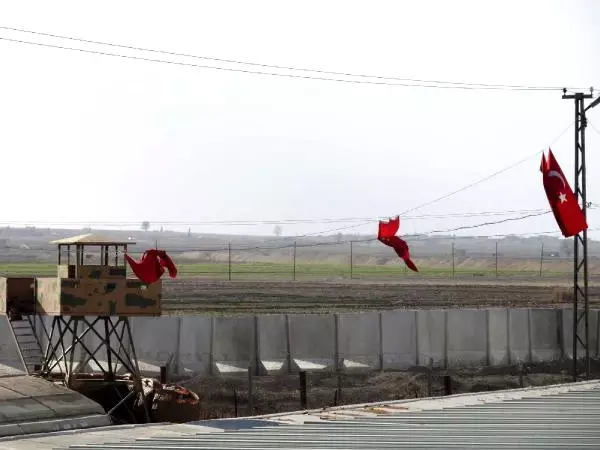 PYD Denetimindeki Telabyad Sınırına 30 Kilometrelik Duvar Örülüyor