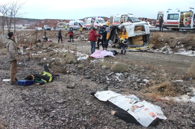 Şarampole Devrilen Öğrenci Servisinde Can Pazarı: 1 Ölü, 14 Yaralı