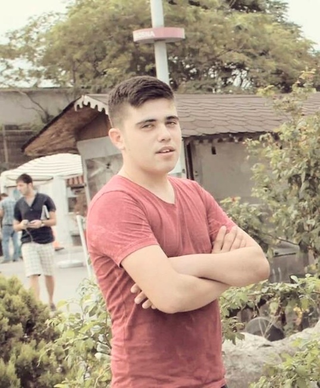 Alışverişe Giden 16 Yaşındaki Çocuk Kurşunların Hedefi Oldu