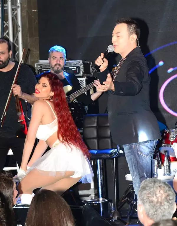 Serdar Ortaç: Gencecik Karısı Olan 'Trump Baba' Bile Sevmiş Evlenmiş