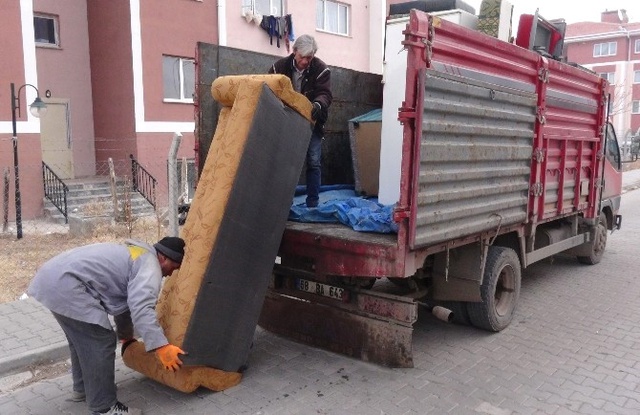 Dar Gelirliler İçin Yapılan Evleri Usulsüz Kiralayanlara Operasyon Düzenlendi