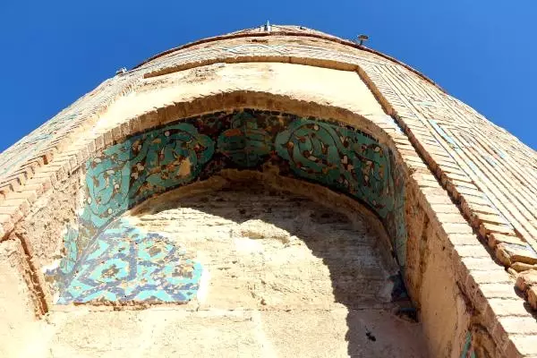 Hasankeyf'in 650 Yıllık Zeynel Bey Türbesi Yeni Yerine Taşınıyor