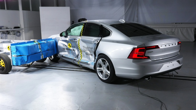 Volvo'ya Euroncap'ten Tam Puan