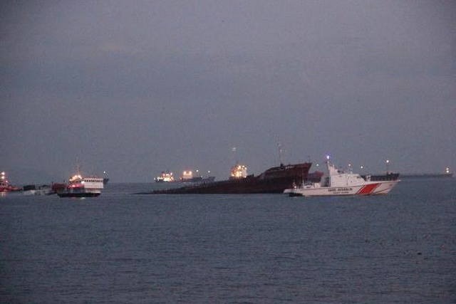 Marmara'da Kuru Yük Gemisi Batıyor!