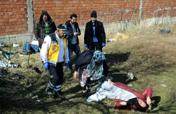 Oğlunun Cesedini Teşhis Eden Anne Sinir Krizi Geçirdi