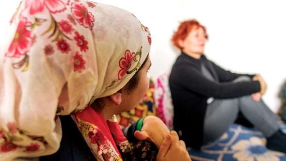 İzmir'in Köyünde Korkunç Töre! Reşit Olmayan Kızlar Kaçırılarak Evlendiriliyor