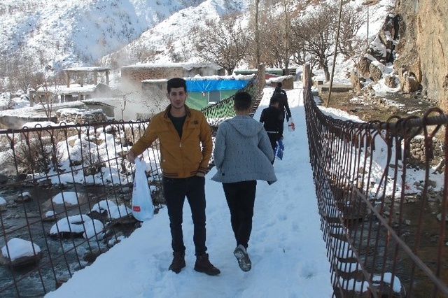 Kato Dağı Eteklerinde Eksi 15 Derecede Kaplıca Keyfi