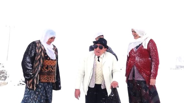 Ağrı'nın İlk Kadın Muhtarı, Kan Davası ve Aşiret Kavgalarını Sonlandırdı