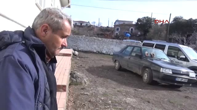 Çanakkale Depreminde Enkaz Altında Kalan Köseoğlu'nu Kızı Kurtardı